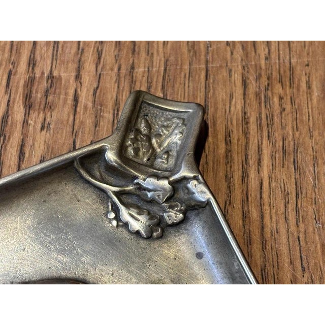 Art Noveau Cast Brass Ashtray with Hunting Dogs from Leon Chandon For Sale - Image 5 of 7