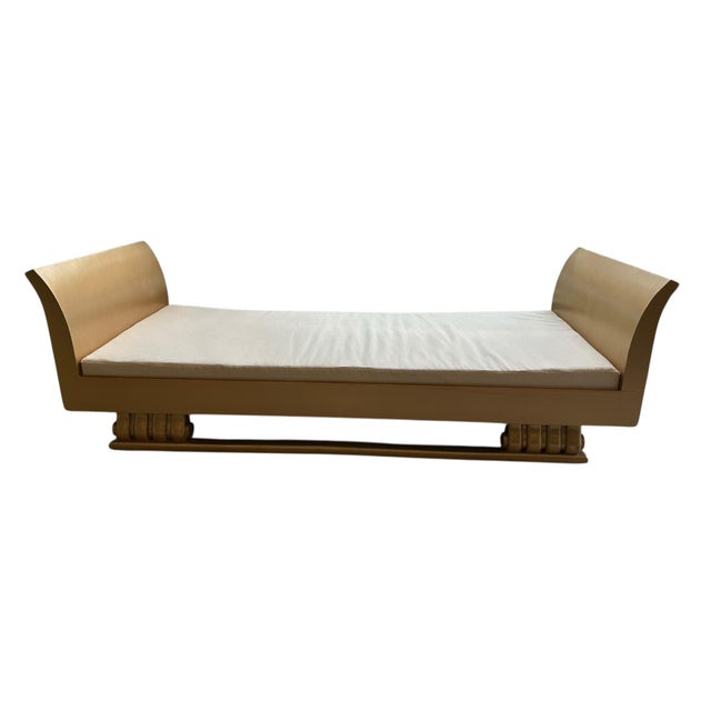 1950s Gold Egyptian Daybed For Sale In Chicago - Image 6 of 6