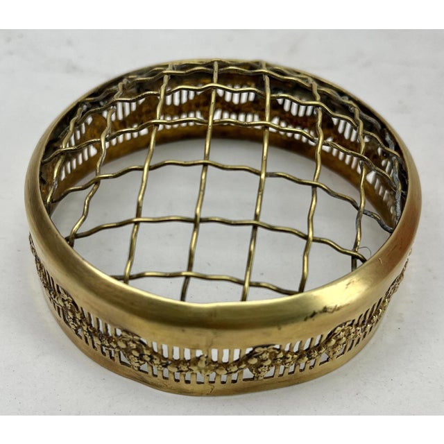 Glass Pique Fleurs Vase in Multi Color Decor with Grille, 1930s For Sale - Image 7 of 10