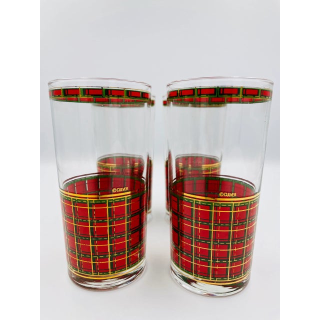 A true treasure these Tartan Motif tumblers by Culver feature a gold leaf accent and have been beautifully preserved...