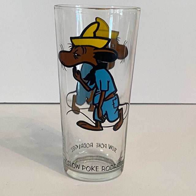 Pop Art Rare 1973 Looney Tunes Slow Poke Rodriguez Collector Series Glass. For Sale - Image 3 of 8