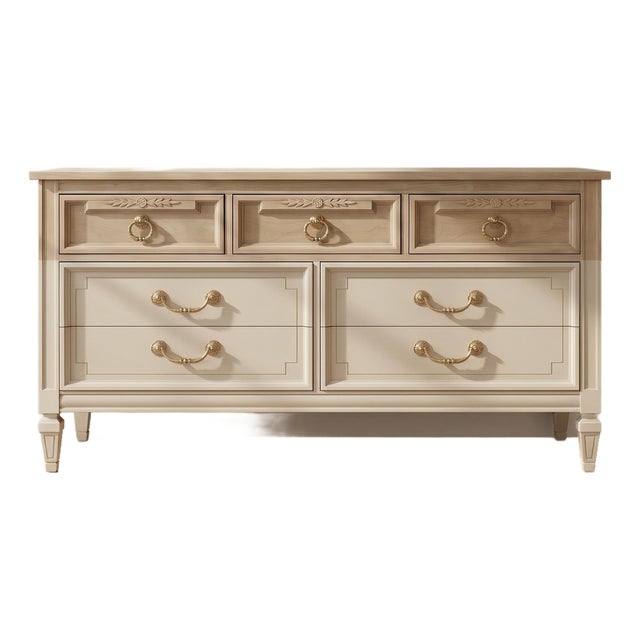1970s Refinished Elegant Hollywood Regency Dixie Furniture Dresser in Cream & Natural Oak Tones For Sale