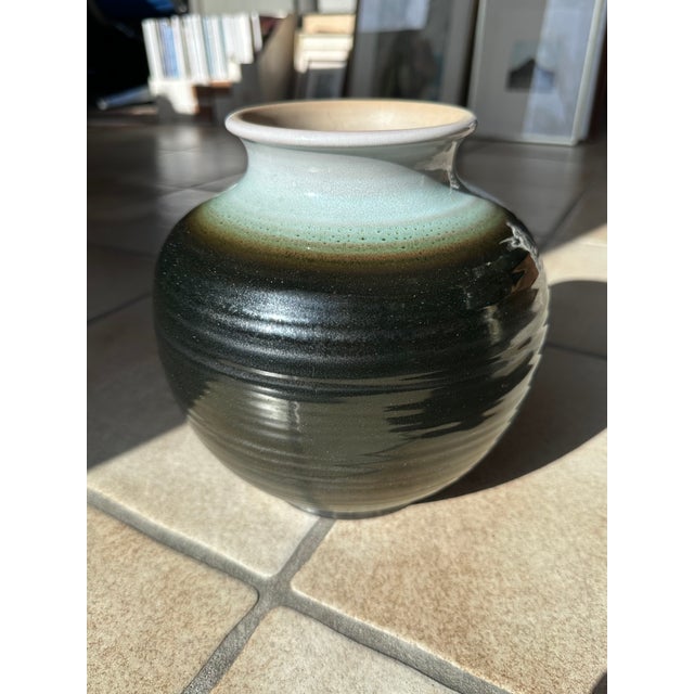Ceramic Sculptural Celadon and Iron Oxide Glazed Ceramic Art Vase by Martha Katzer for Karlsruher Majolika, Germany, 1940s For Sale - Image 7 of 15