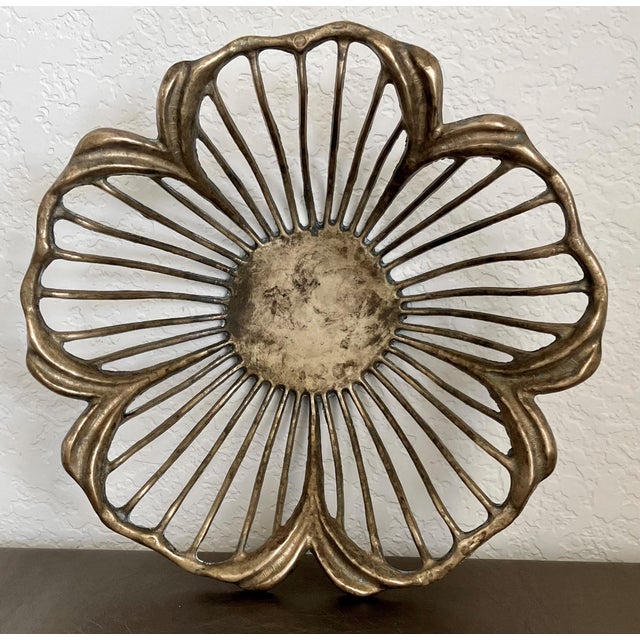 Late 20th-Century Moulded Cast Brass Reticulated Hibiscus-Petal Shaped Decorative Bowl For Sale - Image 12 of 16
