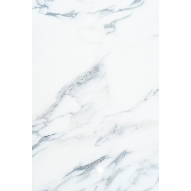 White Oval Table by Eero Saarinen, 1990 For Sale - Image 8 of 13