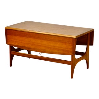 Mid-Century Modern Danish Style Drop Leaf Teak Coffee Table, 1960s For Sale
