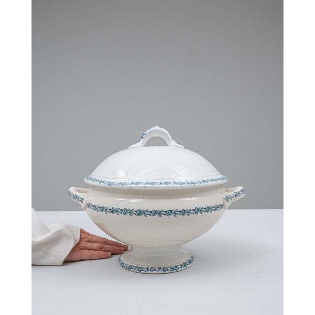20th Century Belgian Special Edition Porcelain Tureen With Lid For Sale - Image 18 of 18