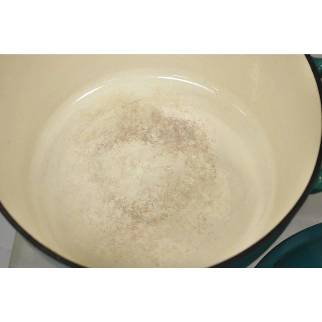 Green Mid Century Modern Style Green Cast Iron Dutch Oven 6.5 Qt 6.2 L Pot With Lid For Sale - Image 8 of 11