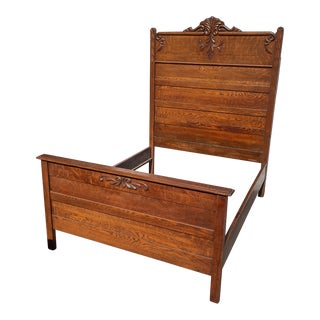 Late 20th Century Carved Oak Full Size Bed For Sale