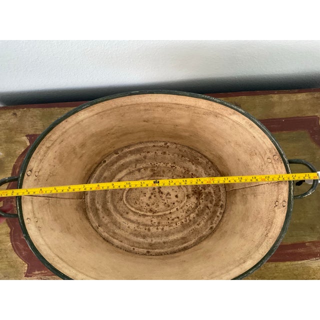 Vintage Hand-Painted Tole Camellia Cachepot Jardinière With Handles For Sale In Savannah - Image 6 of 10