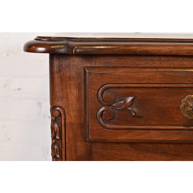 Karges Style French Provincial Louis XV Carved Walnut Sideboard Credenza For Sale - Image 9 of 16