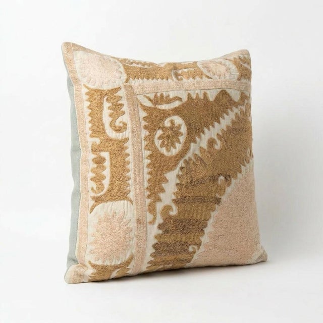 Mid-Century Modern Hand Embroidered Suzani Pillow Cover 22'' X 26'' For Sale - Image 3 of 5