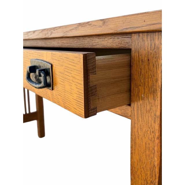 Late 20th Century Stickley Mission Oak Arts & Crafts Buffet Server or Console Table For Sale In Chicago - Image 6 of 7