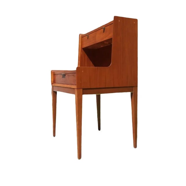 Arthur Umanoff Mid 20th Century Arthur Umanoff for Cavalier Walnut Entryway Table For Sale - Image 4 of 8