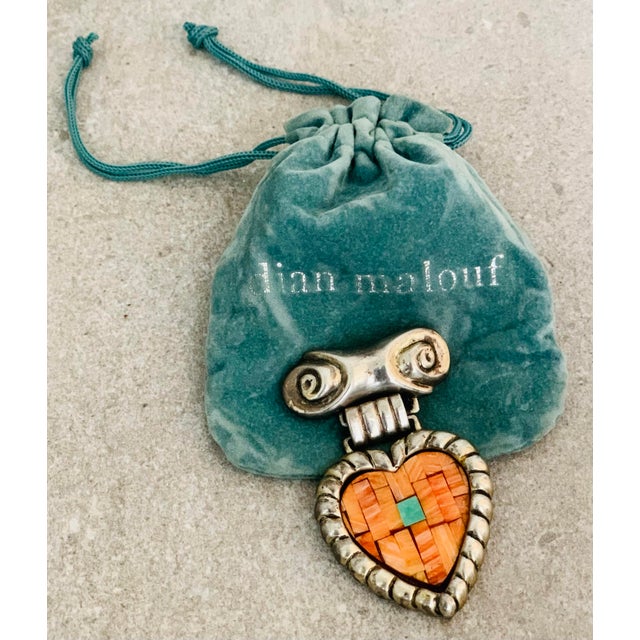 1980’s Dian Malouf Sterling Heart Pin/Brooch, Turquoise & Spiny Oyster Mosaic Center With Rope-Style Surround & Scroll Bar at the Top For Sale - Image 10 of 12