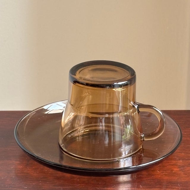 1970s French Mid-Century Modern Glass Coffee Cups — Set of 6 For Sale - Image 4 of 10