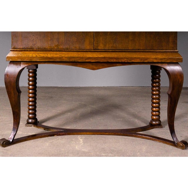 Art Nouveau Commode in Oak For Sale - Image 11 of 18