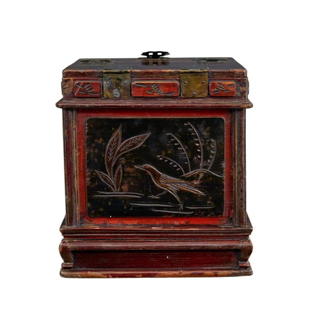 Early 20th Century Lacquered Vanity Box For Sale - Image 3 of 8