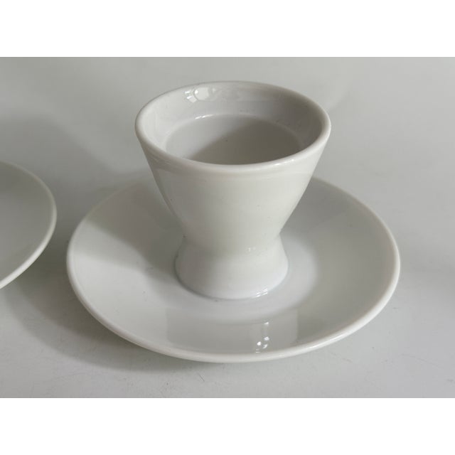 Mid-Century Modern White Form 2000 Egg Cup by Raymond Loewy for Rosenthal, Germany, 1950s Set of 2 For Sale - Image 3 of 5