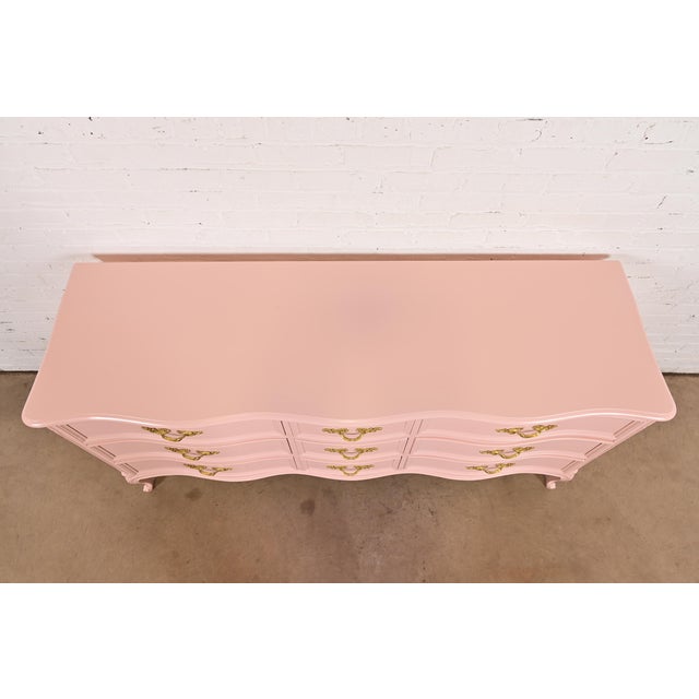 Henredon French Provincial Louis XV Pink Lacquered Triple Dresser, Newly Refinished For Sale - Image 11 of 14