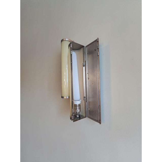 1930s Art Deco Glass and Metal Wall Lamps, 1930s, Set of 2 For Sale - Image 5 of 9