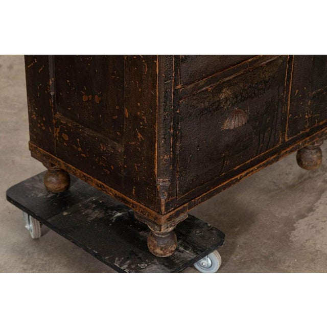 19th Century English Painted Pine Dresser Base For Sale - Image 11 of 18