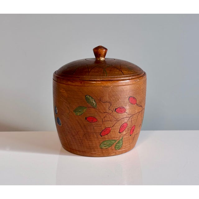 Handcrafted Lidded Wooden Box, 1920s For Sale - Image 6 of 16
