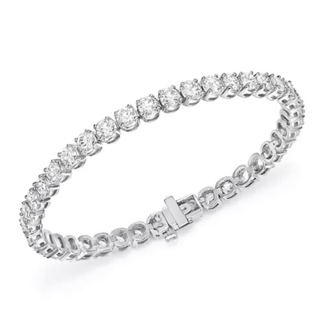 Modern 40 Round Diamond 20 Pointer Each Tennis Bracelet in 14 Karat Gold 8 Carat 7 " For Sale - Image 3 of 8