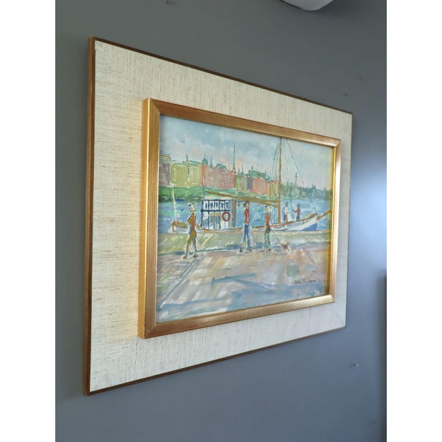 Mid-Century Modern 1976 Modernist 'Harbour Promenade' Vintage Original Coastal Street Scene Oil Painting, Framed For Sale - Image 3 of 11