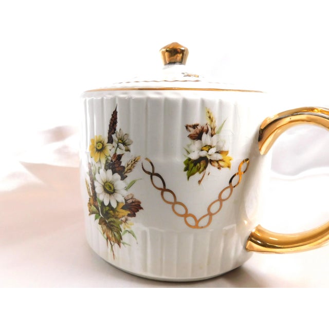 Traditional 1970s Ellgreave Wood and Sons Teapot For Sale - Image 3 of 11