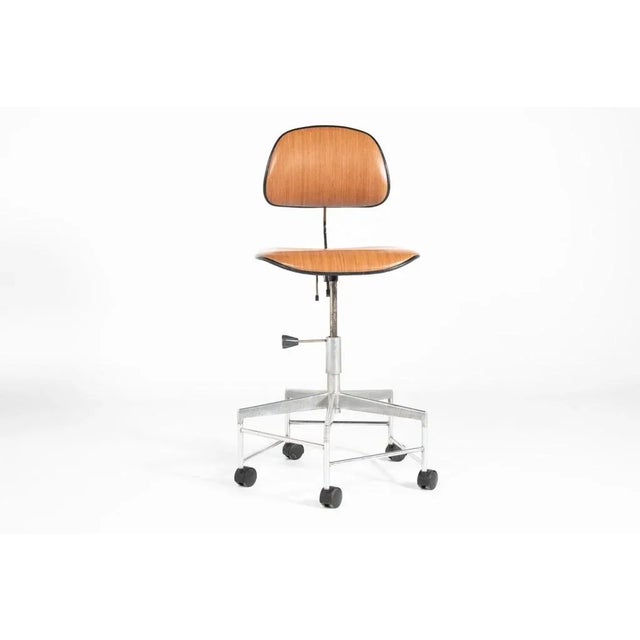 Danish Architectural Chair by Jacob Jensen for Labofa, 1960s For Sale - Image 6 of 10