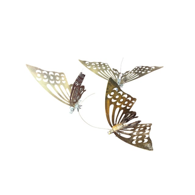1970s 1970s Mid-Century Modern Brass Butterflies Tabletop or Wall Decoration- Set of 3 For Sale - Image 5 of 9
