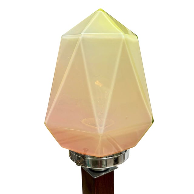 Art Deco Table Lamp with Uranium Glass Shade, Central Europe, 1920s For Sale - Image 4 of 13