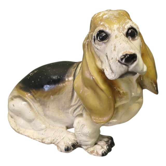 Hand-Painted Ceramic Basset Hound Figure from King, 1940 For Sale