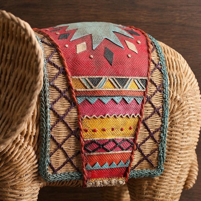 2020s Woven Rattan Elephant Sculpture Set For Sale - Image 4 of 4