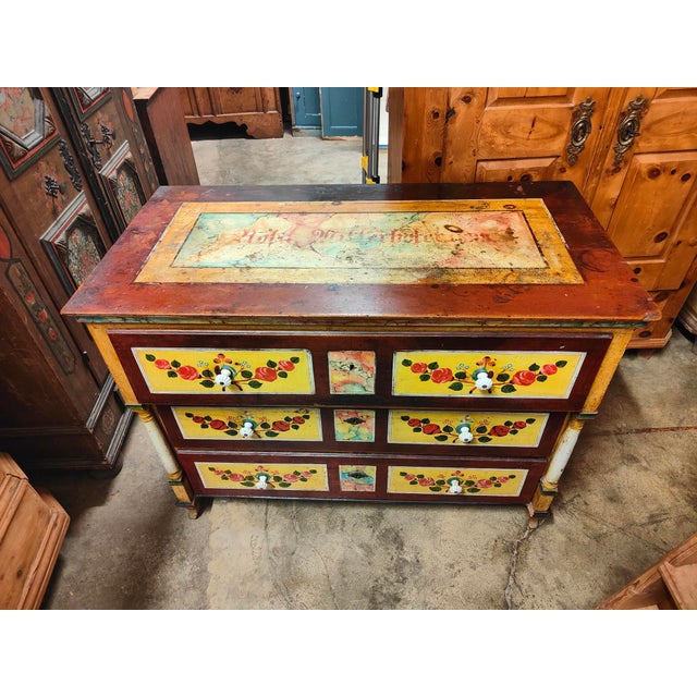 Magnificent Swiss pine chest of drawers from Val Senales, dated 1898. Completely original, complete with drawers and two...