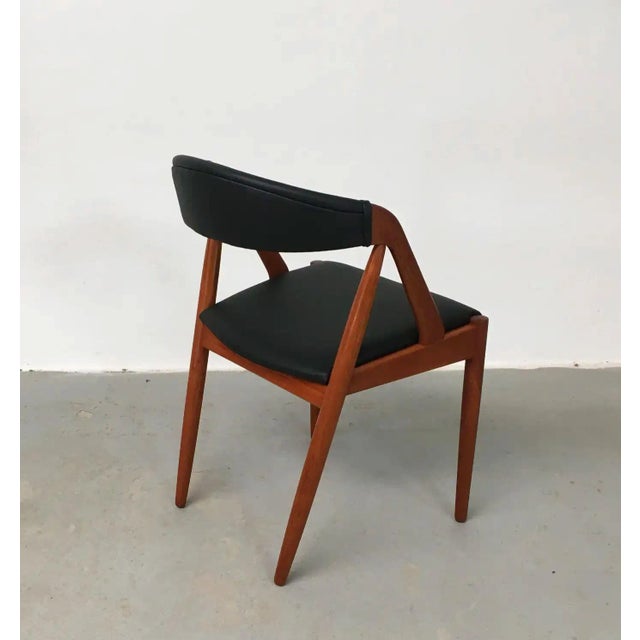 1960s Vintage Teak Dining Chairs by Kai Kristiansen for Andersen Møbelfabrik, Customizable Reupholstery, 1960s, Set of 8 For Sale - Image 5 of 10