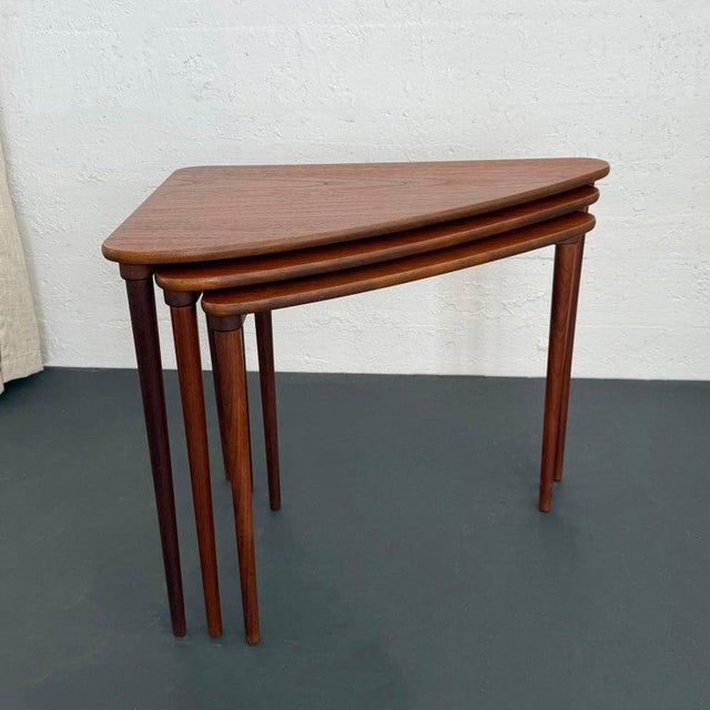 Wood Scandinavian Modern Triangular Teak Nesting Tables by Selig For Sale - Image 7 of 11