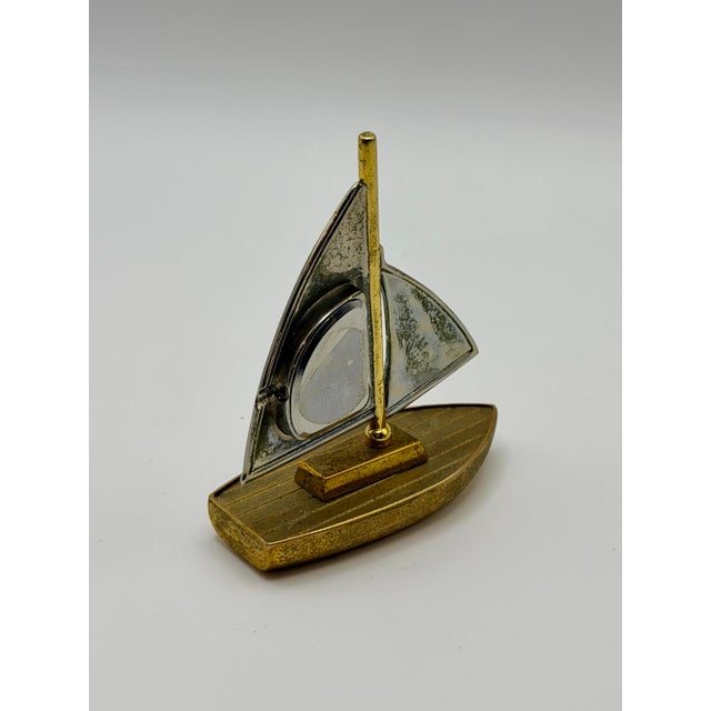 Mid-Century Modern Vintage Elgin Sailboat Desk Clock | Mid-Century Brass & Chrome Nautical Miniature Timepiece For Sale - Image 3 of 6