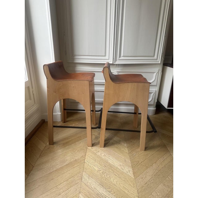 Modern Jack Counter Stools in Sycamore Wood and Tan Leather from Lostine, USA, 2018, Set of 2 For Sale - Image 3 of 13