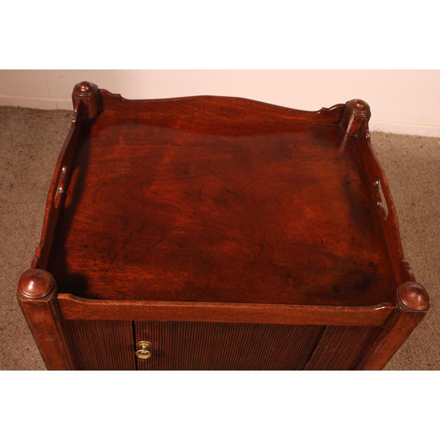 Georgian Mahogany Nightstand, 1700s For Sale - Image 4 of 12
