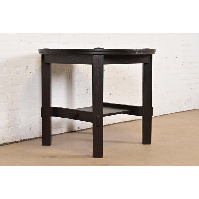 Charles Limbert Miller Cabinet Co. Antique Mission Oak Arts & Crafts Center Table or Lamp Table, Circa 1910 For Sale - Image 4 of 10