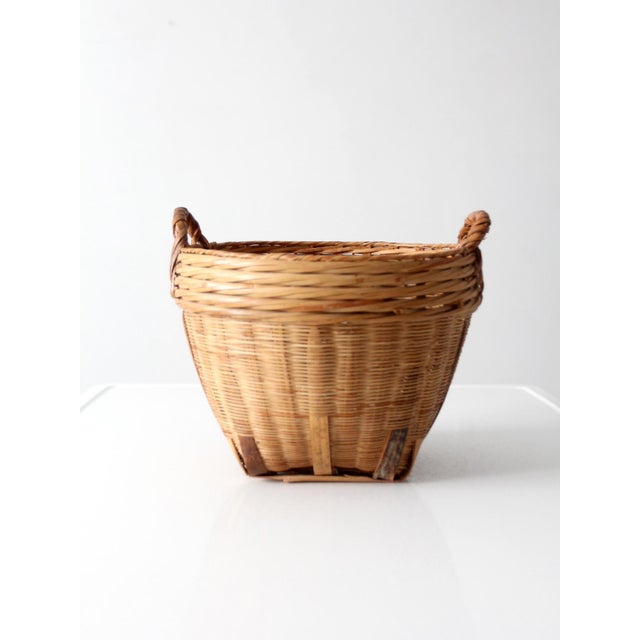 Vintage French Country Style Woven Basket For Sale - Image 13 of 14