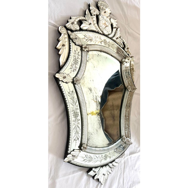 Late 20th Century Late 20th Century Venetian Shield Mirror With Coat of Arms Crest For Sale - Image 5 of 7