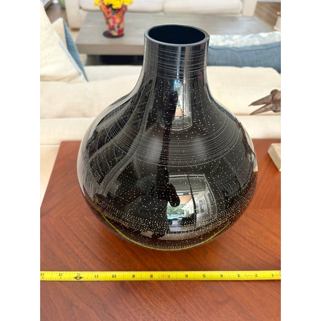 2000 - 2009 Signed Ingegerd Råman for Orrefors "Night & Day Limited 2" Black Art Glass Vase No. 12/200, 2004 For Sale - Image 5 of 11