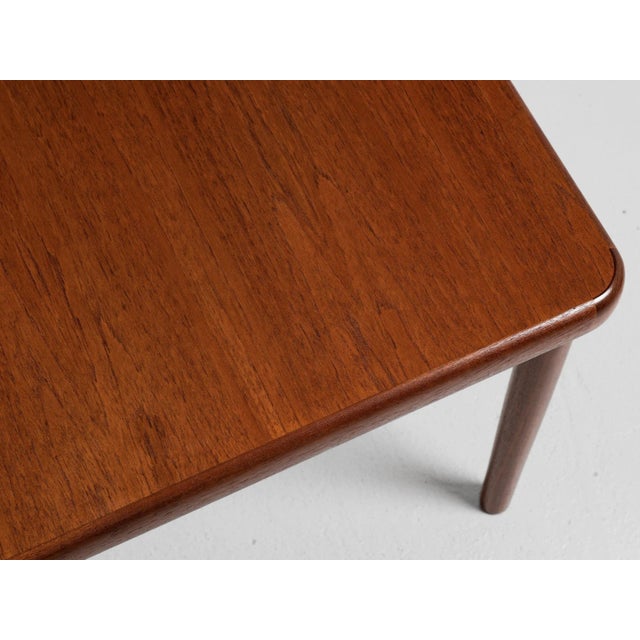 Mid-Century Danish Extendable Dining Table in Teak with Rounded Corners and Butterfly Extension attributed to Johannes Andersen, 1960s For Sale - Image 6 of 13