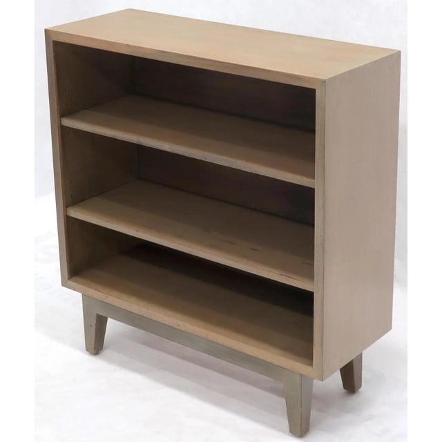 White Wash Finish Solid Mahogany Bookcases Cabinets - a Pair For Sale - Image 10 of 13