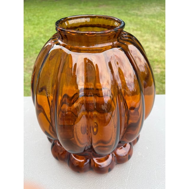 1960s Mid 20th Century Hand-Blown Amber Art Glass Pumpkin Melon Ribbed Lamp Shade 4" Fitter For Sale - Image 6 of 10
