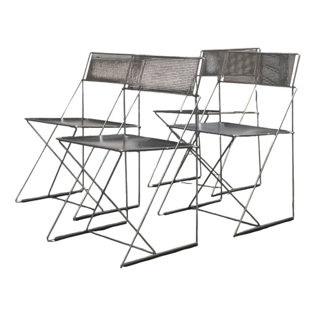 Nuova X-Line Omli Stackable Chairs by Niels Jørgen Haugesen for Magis, Italy, 1980s, Set of 4 For Sale