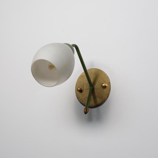 Italian Wall Lamp in Brass, Green Lacquered Metal and Opaline Glass, 1950s For Sale - Image 6 of 9